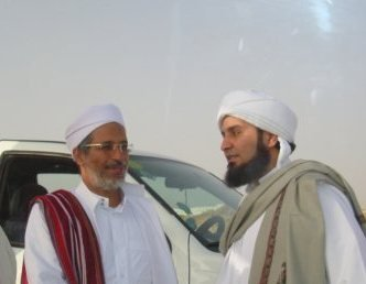 الحبيب علي زين العابدين الجفري يتفقد مشروع الشيخة سلامة بنت حمدان بقرية البر جول الرماية